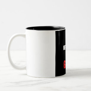 Niemals den harten Alltag im Kraftdreikampf-Traini Zweifarbige Tasse