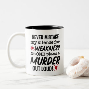 Niemals meine stillen Kaffeekonzerne zu mithalten Zweifarbige Tasse