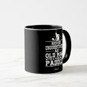 Niemals unterschätzen Old Man Funny Black Pickleba Tasse (VorderseiteRechts)