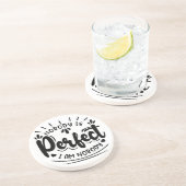 "Niemand ist perfekt: Eine spielerische Leistung a Getränkeuntersetzer (Seite)