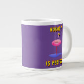 Niemand ist perfekt - Flamingo mit Schwimmring Jumbo-Tasse (Vorderseite Rechts)