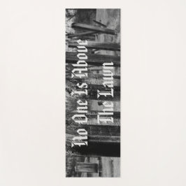 Niemand ist über dem Rasen Yogamatte