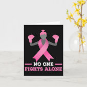 Niemand kämpft allein gegen das T-Shirt Brustkrebs Karte (Gelbe Blume)