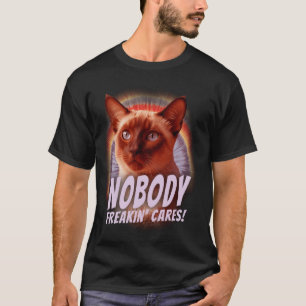 Niemand kümmert sich! Grumpy Orange Katze Niemand  T-Shirt