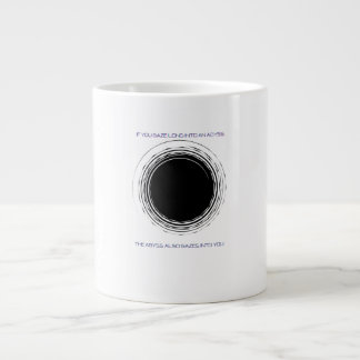 Nietzsche-Abgrund-Zitat Minimalistische Philosophi Jumbo-Tasse