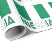 Nigeria und nigerianische Flagge Geschenkpapier (Rolleneckpunkt)