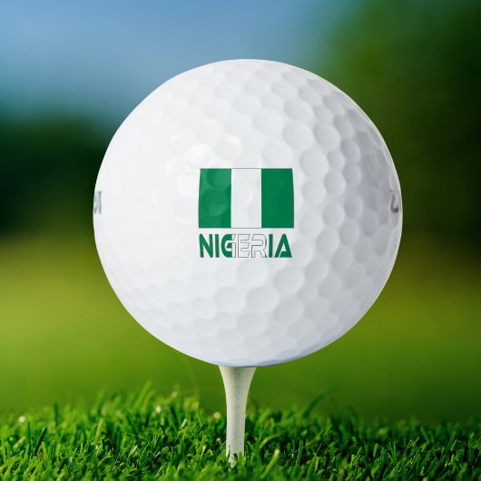 nigerianische Flagge und Nigeria Golfball