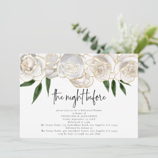 Night Before White Florals Script Probe Dinner Einladung (Stehend Vorderseite)