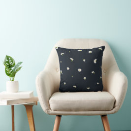 Night Charcoal White Cosmos Floral Pattern Kissen