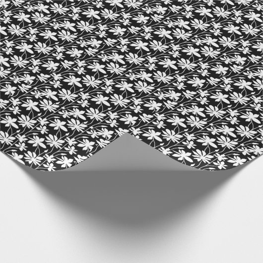 Night Dancing Blume Pflanze Geschenkpapier (Ecke)