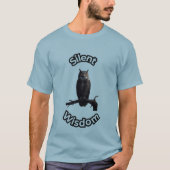  **Night Forest Owl – Realistic Nocturnal Owl Illu T-Shirt (Vorderseite)