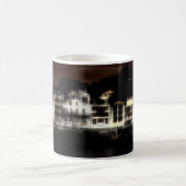 Night Gebäude digitale Wirkung des Stileindrucks Kaffeetasse (Mittel)