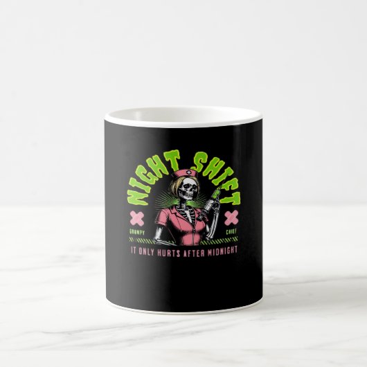 Night Shift Nurse - Geschenkideen der Nurse Week Kaffeetasse (Mittel)