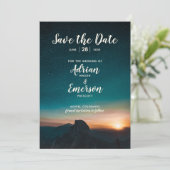 Night Sky Mountain Starry Galaxy Moderne Hochzeit Save The Date (Stehend Vorderseite)
