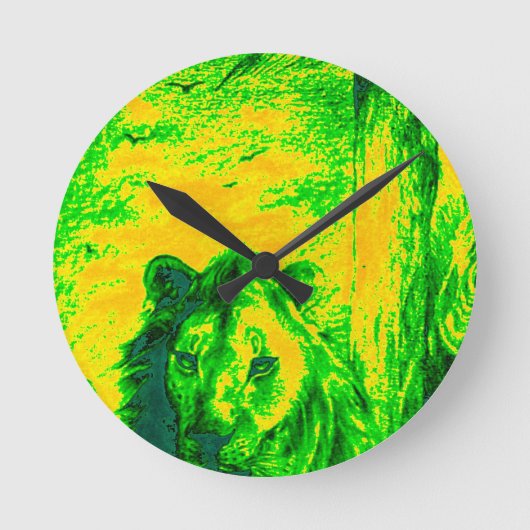 Night Vision Lion Art Fluorescent Print Runde Wanduhr (Vorderseite)