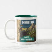 Nihilismus stirbt hier am Felsklettern Zweifarbige Tasse (Links)