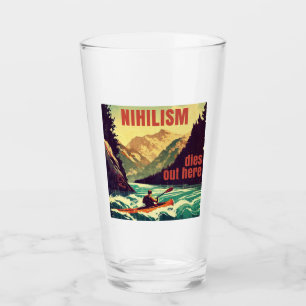 Nihilismus stirbt hier am Kajak Glas