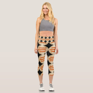 Nikias Logo Capri Leggings