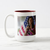 Nikki Haley tough as N ails Zweifarbige Tasse (Links)