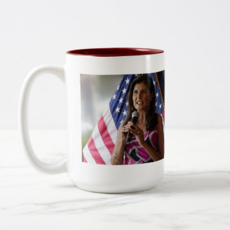 Nikki Haley tough as N ails Zweifarbige Tasse