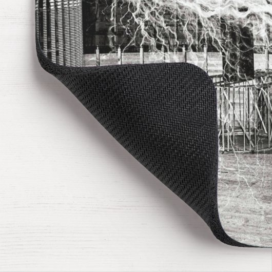 Nikola Tesla Electricity Mousepad (Ecke)