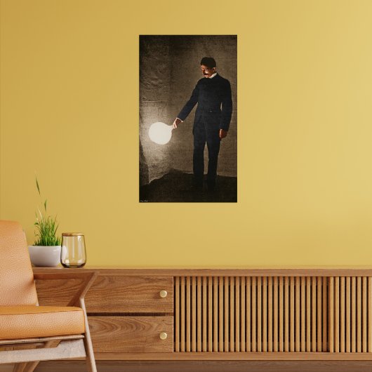 Nikola Tesla Holding A Light Bulb Poster (Wohnzimmer 2)