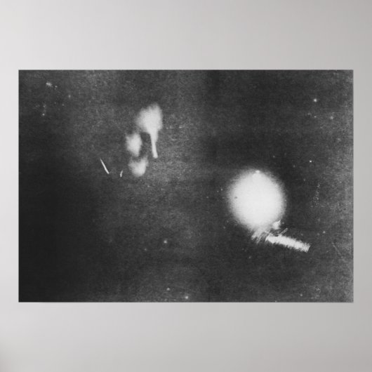 Nikola Tesla mit Glühbirne, 1894 Poster (Vorne)