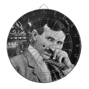 NIKOLA TESLA PORTRAIN IN SCHWARZ DARTSCHEIBE