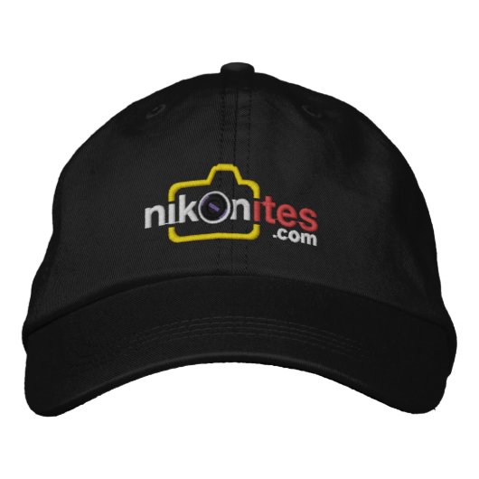 Nikonites.com Hat Bestickte Kappe (Vorderseite)