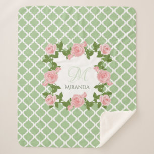 Nile Green Quatrefoil Pink Rose Monogramm Mit Name Sherpadecke