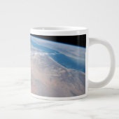 Nile River Winding Northward neben dem Roten Meer Jumbo-Tasse (Rechts)