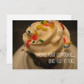 Nimm deinen Cupcake und esse ihn auch. Postkarte (Vorne/Hinten)