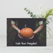 Nimm deinen Pumpkin - Pumpkin Carving Party Einlad Einladung (Stehend Vorderseite)