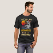 Nini Rex Dinosaurs Mommy Saurus T-Shirt (Vorne ganz)