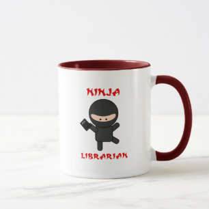 Ninja Bibliothekar mit Buch Tasse