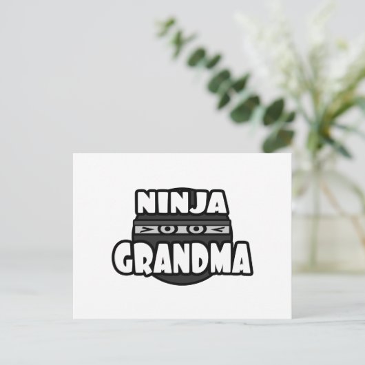 Ninja Grandma Postkarte (Stehend Vorderseite)