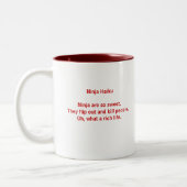 Ninja Haiku-Tasse Zweifarbige Tasse (Links)