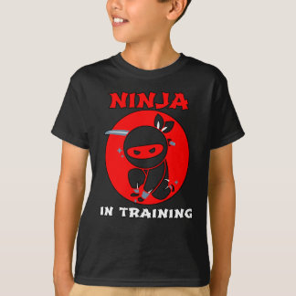 Ninja-Krieger in der Ausbildung cool T-Shirt
