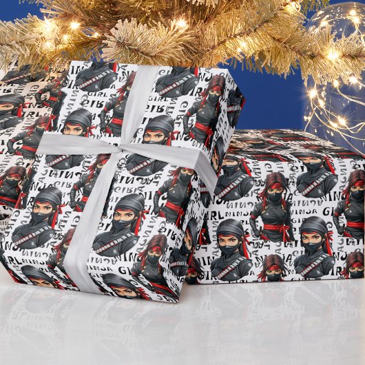 Ninja-Mädchen Anime mit Textmuster-Design Geschenkpapier