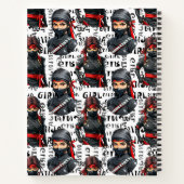 Ninja-Mädchen Anime mit Textmuster-Design Notizblock (Rückseite)