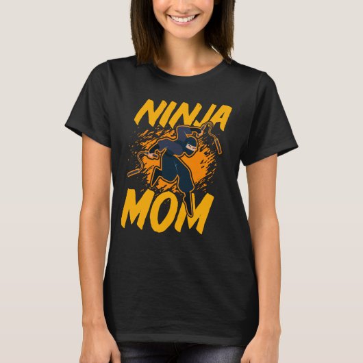 Ninja Mama Warrior Funny T-Shirt (Vorderseite)