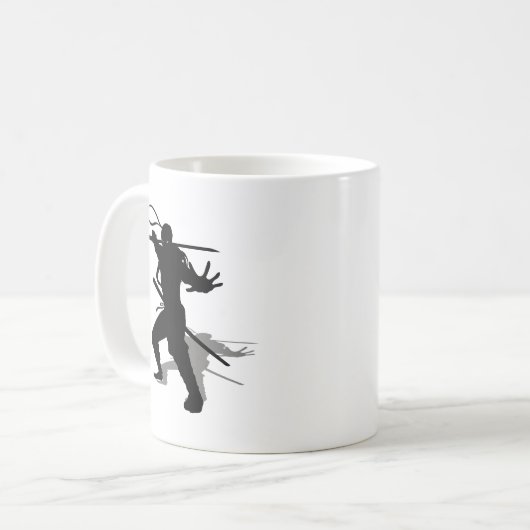 Ninja mit Schatten Kaffeetasse (Vorderseite Links)