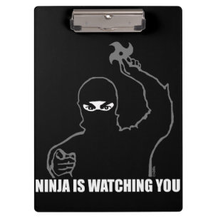 Ninja passt Sie auf Klemmbrett