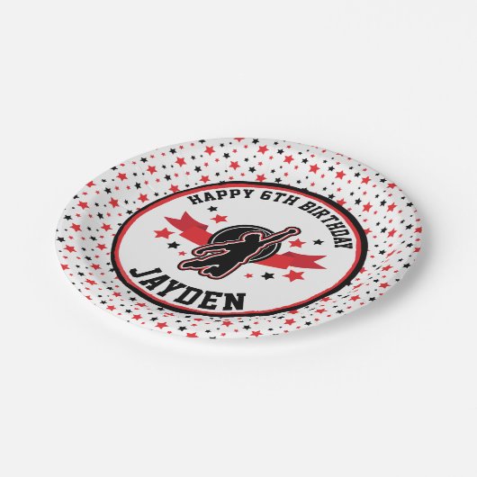 Ninja Warrior Black and Red Birthday Party Pappteller (Schrägansicht)