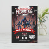Ninja Warrior Kindergeburtstag Boy Einladung (Stehend Vorderseite)