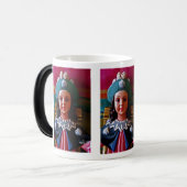 Nino de Atocha Verwandlungstasse (Vorderseite Links)