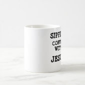 Nippender Kaffee mit Jesus-Tasse Kaffeetasse (Mittel)