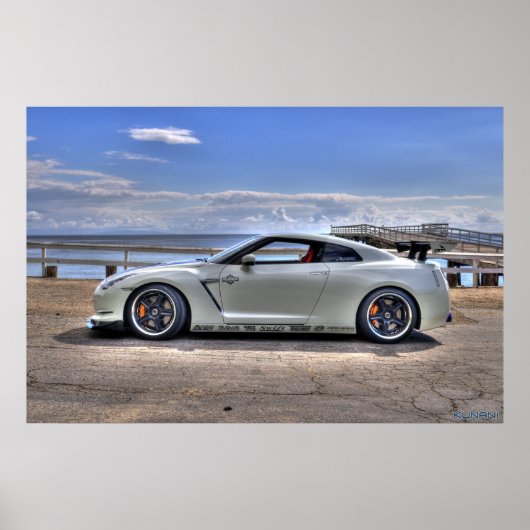Nissan GT-R in der Paradise Cove Poster (Vorne)