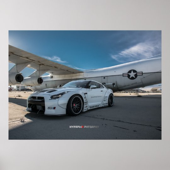 Nissans Gt R R35 Libertywalk Widebody Mit Flugzeug Poster Zazzle De