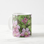 Nisten im Clematis Kaffeetasse (Vorderseite Links)